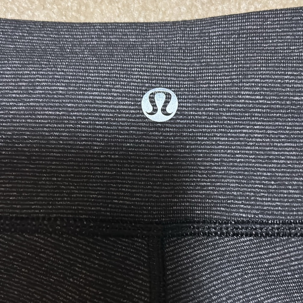 Lululemon Wunder under pant - Picture 3 of 5
